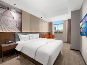 Kaweida Hotel (Wuchuan Aoyuan Plaza No.3 Middle School)