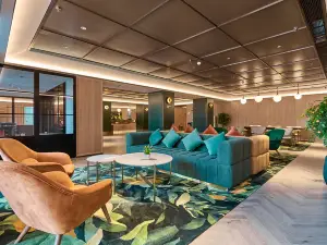 Orange Mercure (Chaozhou Ancient City West Lake Branch)