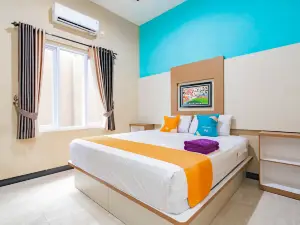Sans Hotel Budaya Cirebon