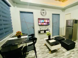 Amplayo Apartelle 2-BR Unit