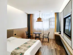 雲亭大酒店（十字街民主路店）