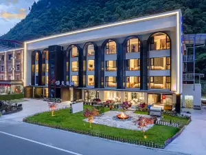 lixian Lanyuexi Hotel