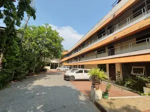 Oasis inn Yangon