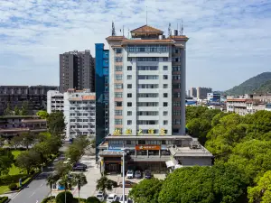 Jishou Qihang Hotel (Jishou University)