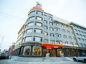 Yayue Hotel (Yanbian Hunchun Xibinhe South Street)