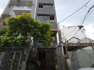 Zeus Living - Cozy Apartment in Thảo Điền