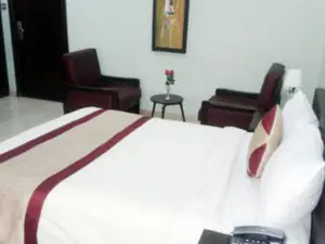 Conference Hotel and Suites Sagamu
