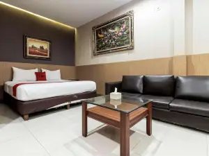 RedDoorz Plus @ Tuparev Cirebon