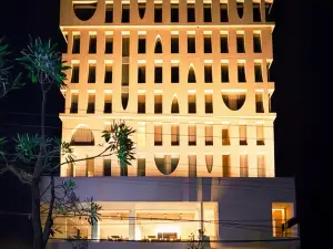 ARTOTEL Leguna Magelang