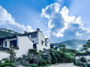 Xiaotaowu Characteristic Homestay