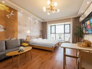 Dream Mèngxiǎngjiā Homestay Hotel (DL Pàngdōnglái Dàpàng)