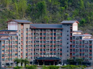 Zhongmai Mijing Hotel (Bama Longevity Village)