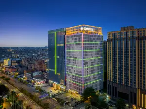 Dongguan Liangyi Tingfeng Hotel (Exhibition Center Subway Station Branch)