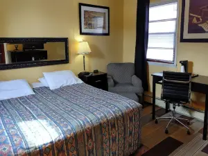Colonial Inn Extended Stay by OYO New Ulm