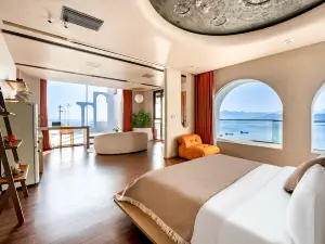 Floral Hotel·Xiapu Mid Mountain Lansu Hotel (Sansha Dongbi Store)