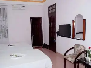 Cat Phu Hotel