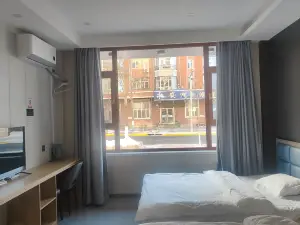 Yiju Hotel