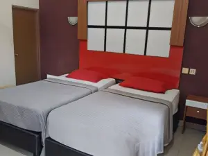 The Herlina Hotel & Resort
