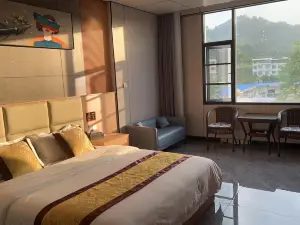 Tongyu Hotel
