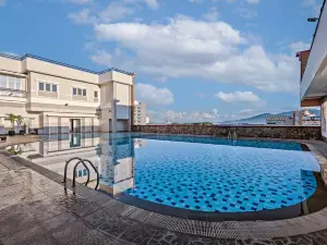 Grand Whiz Megamas Manado