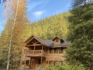 Urumqi Nanshan Forest Health - Wellness Resort Hotel