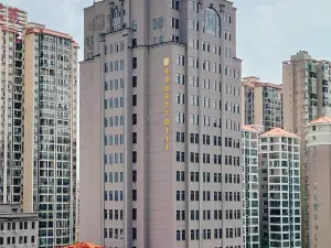 Hollyear Hotel