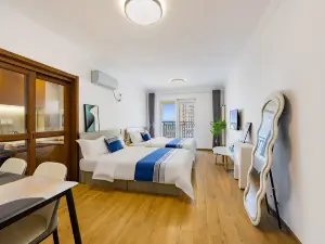 Daddy's Holiday Apartment (Diamond Beach Store in Naxiang Seaview District)