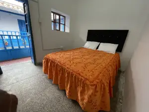 CUSCO DORMS