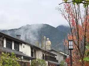 Jiuhua Mountain Dreamlike Hotel