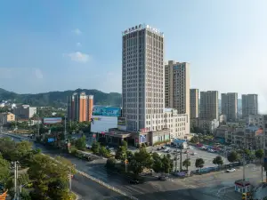 Linxiang Huayin Hotel