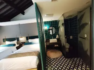 Mengzi Fanjian Humanities and Art Hotel (Bisezhai Branch)