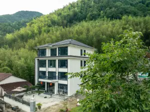 桐廬寒泉精舍山泉民宿（雅魯漂流山灣灣景區店）