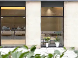 7 Days Premium Hotel (Chongqing Qijiangdong Railway Station Wanda Plaza)