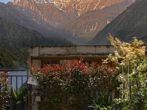 Moyun Yunxiaozhu (Hailuogou Moxi Ancient Town Branch)