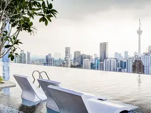 Axon residence at pavilion Klcc with kl tower view