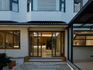 Tiantai Yueting Lanshe Homestay（Guoqing Temple）