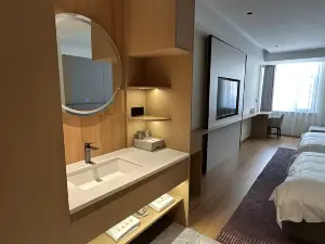 Nehe Zuoyi Hotel