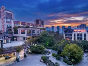 โรงแรมลิตเติลเชลล์ เล่อจี