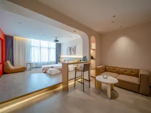 Lis Future Hotel (Huaining Zhenning School)