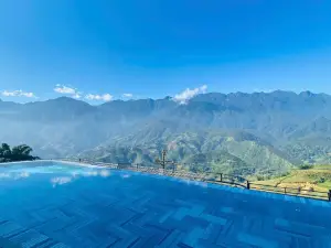 Fansipan View Hotel