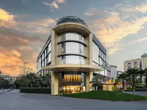 Yinmo Hotel (Kunming Gaoxin)