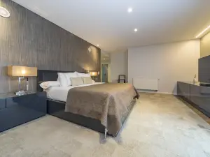 BelArt Golf Villa