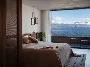 Lugu Lake Chisel Hotel