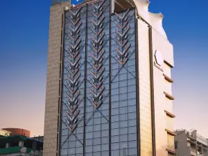 達卡扎比爾飯店