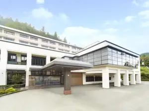 유카이 리조트 게로 사이초라쿠 혼칸