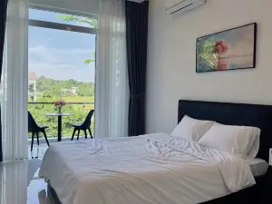 Niki Homestay