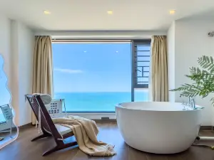 東山藍晶海景民宿（雙面海南門灣店）