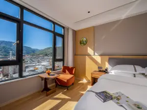 Lanping Licheng Hotel