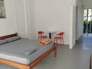 port vila airport hotel