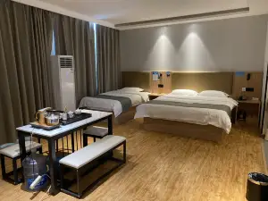 그린트리 호텔（핑샹 젠서다제）